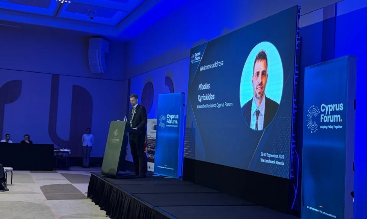 Σε εξέλιξη οι εργασίες του Cyprus Forum, στο επίκεντρο οι σύγχρονες προκλήσεις για Κύπρο και Ευρώπη (pics)